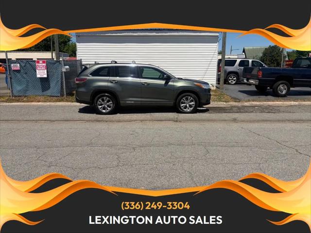 2016 Toyota Highlander LE V6