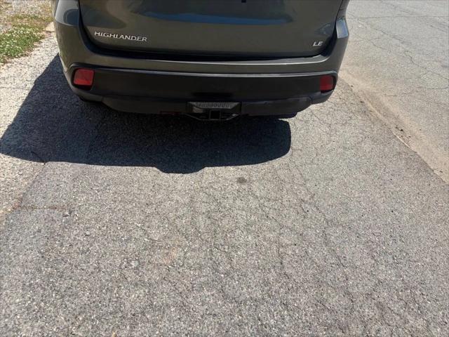 2016 Toyota Highlander LE V6