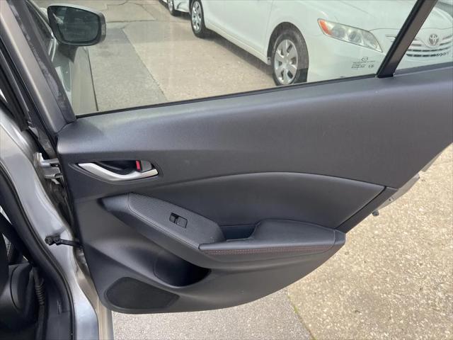 2016 Mazda Mazda3 i Grand Touring