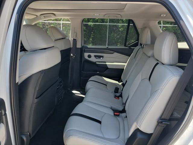 2026 Honda Pilot Touring Blackout
