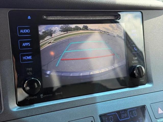 2016 Toyota Sienna XLE 8 Passenger