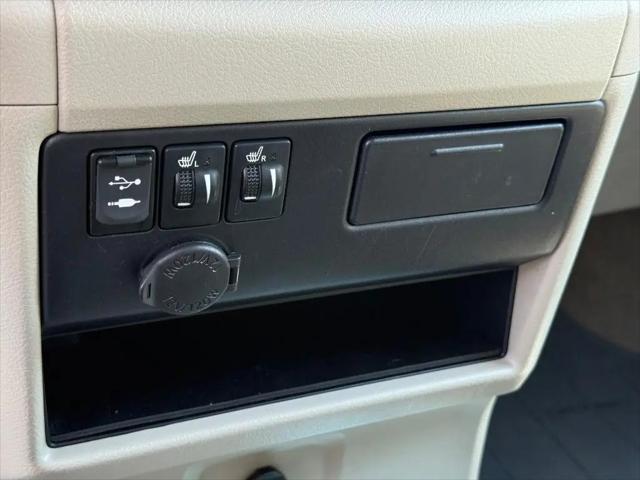 2016 Toyota Sienna XLE 8 Passenger