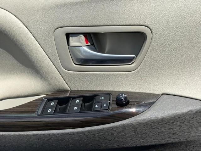 2016 Toyota Sienna XLE 8 Passenger