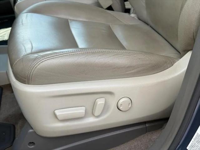 2016 Toyota Sienna XLE 8 Passenger
