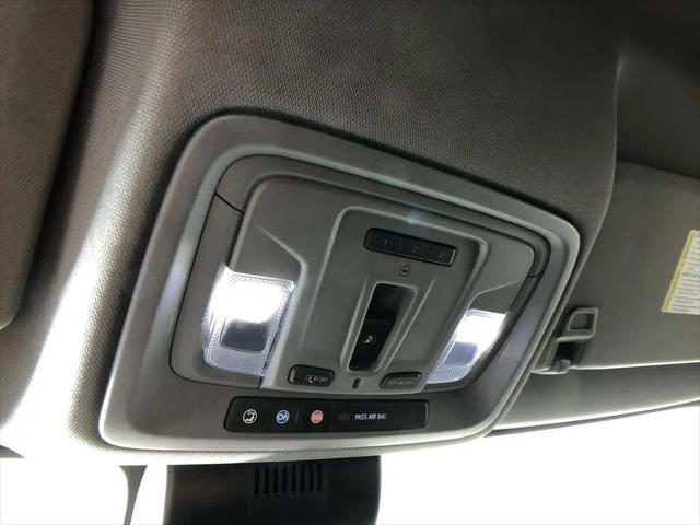 2023 GMC Sierra 1500 4WD Crew Cab Short Box SLT