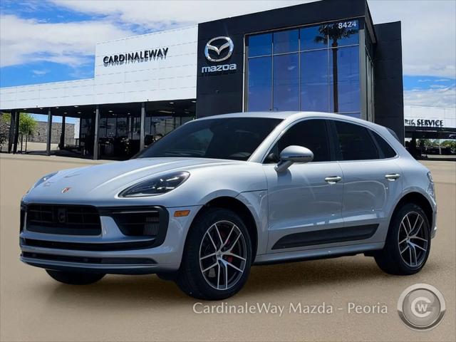 2025 Porsche Macan S