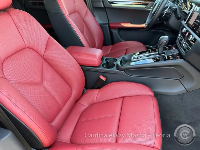 2025 Porsche Macan S