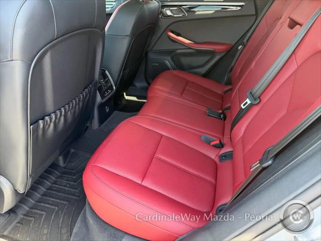2025 Porsche Macan S