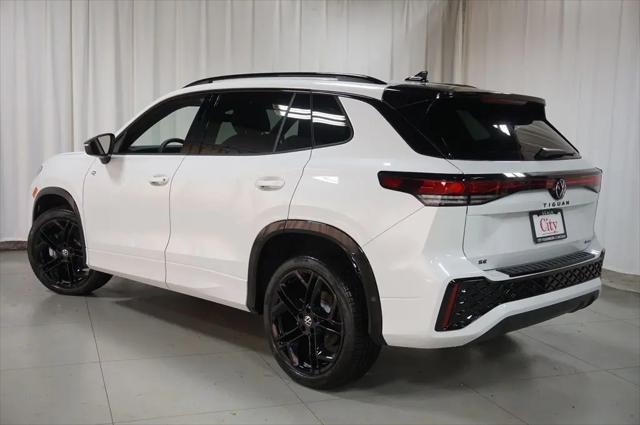2026 Volkswagen Tiguan SE R-Line Black