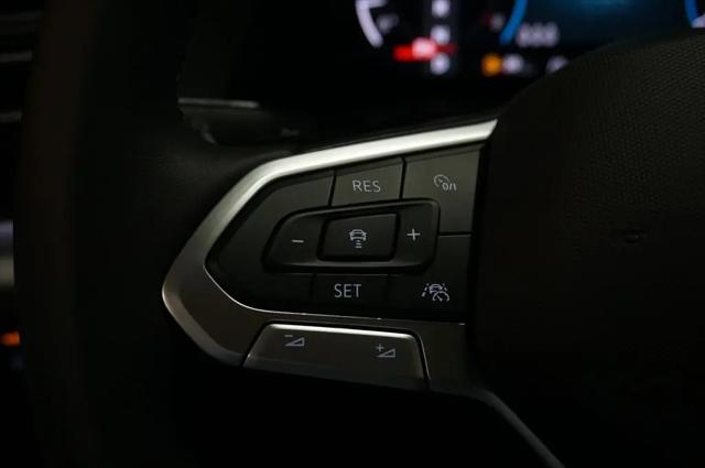2026 Volkswagen Atlas Cross Sport SEL Premium R-Line