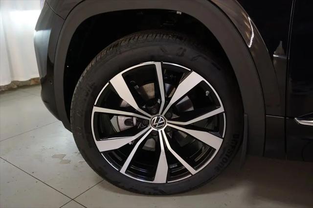 2026 Volkswagen Atlas Cross Sport SEL Premium R-Line