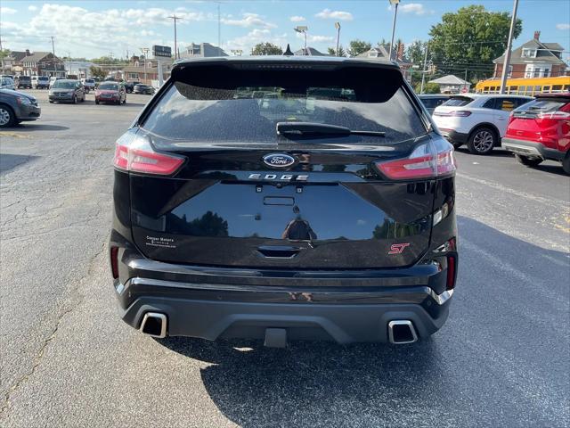 2022 Ford Edge ST