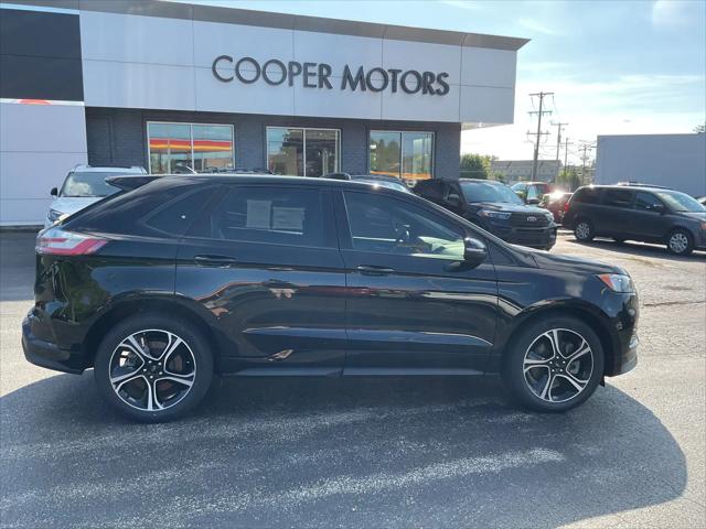 2022 Ford Edge ST
