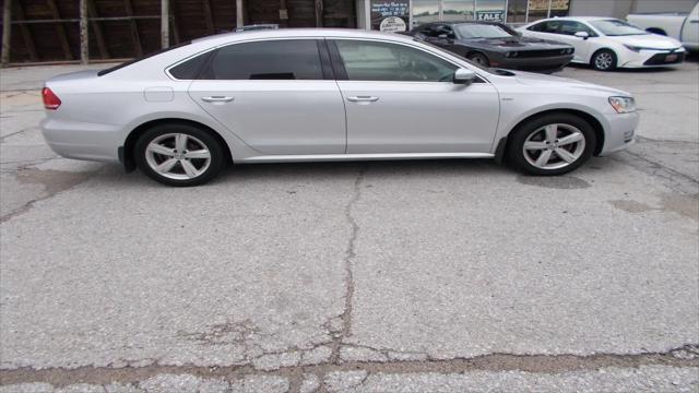 2015 Volkswagen Passat 1.8T Limited Edition