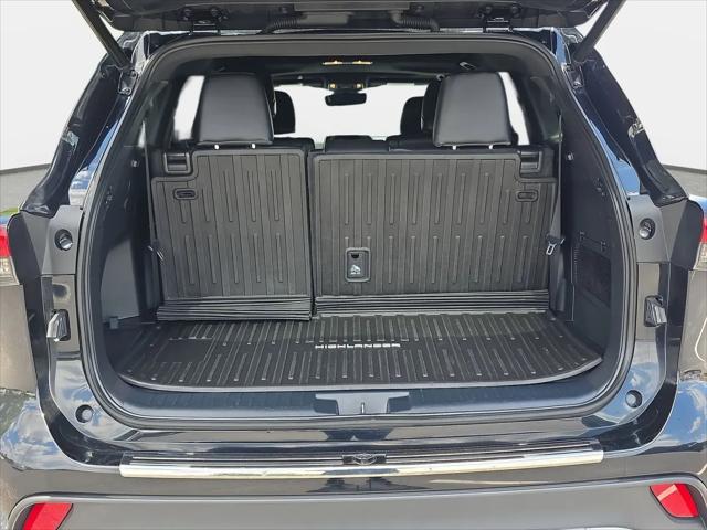 2023 Toyota Highlander XSE