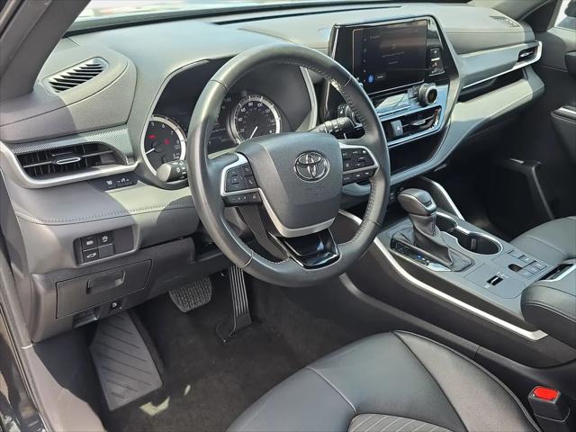2023 Toyota Highlander XSE