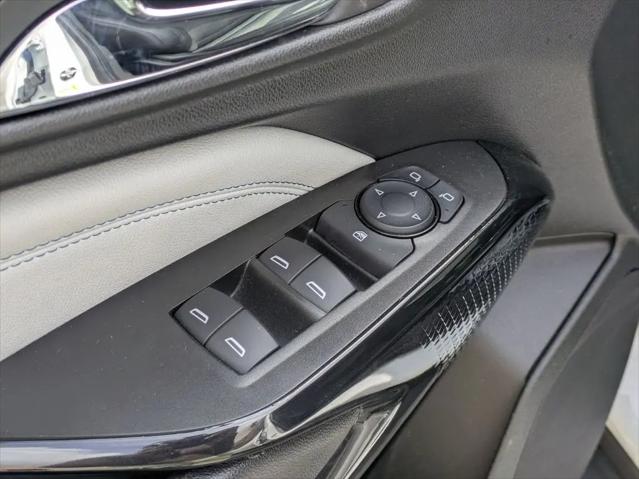 2025 Chevrolet Trax FWD LT
