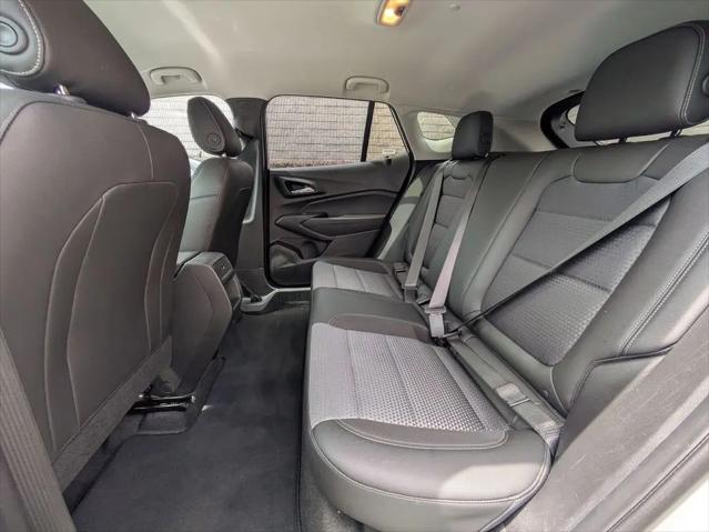 2025 Chevrolet Trax FWD LT