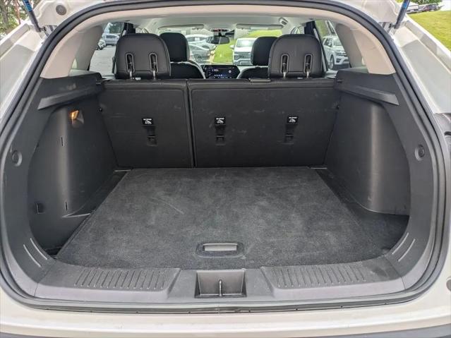 2025 Chevrolet Trax FWD LT