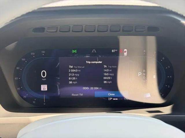 2024 Volvo XC90 B6 Ultimate Bright Theme 6-Seater