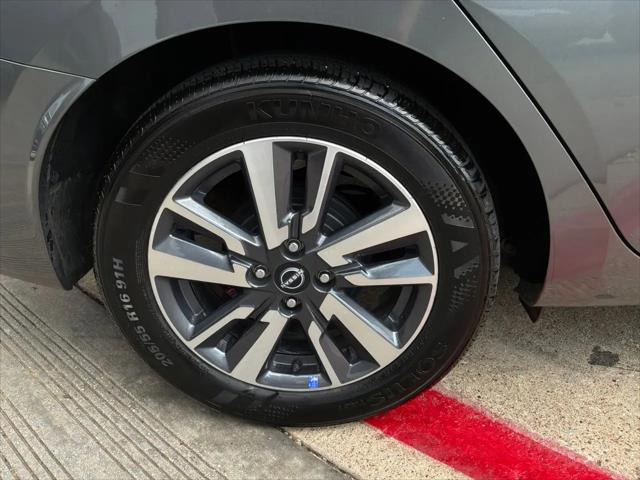2025 Nissan Versa 1.6 SV