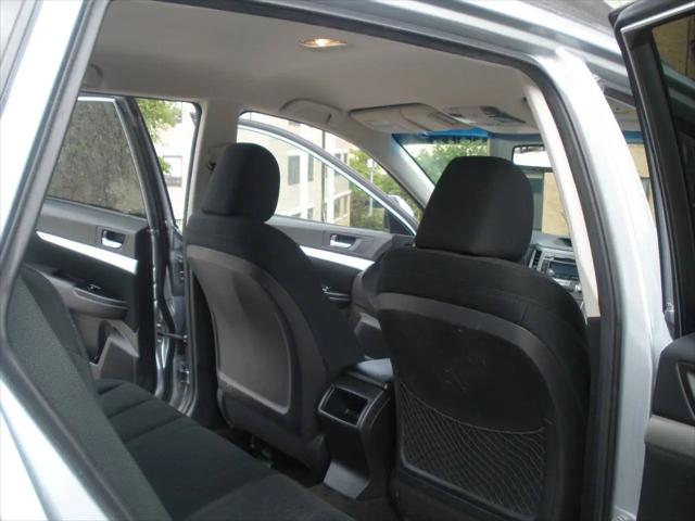 2013 Subaru Outback 2.5i Premium