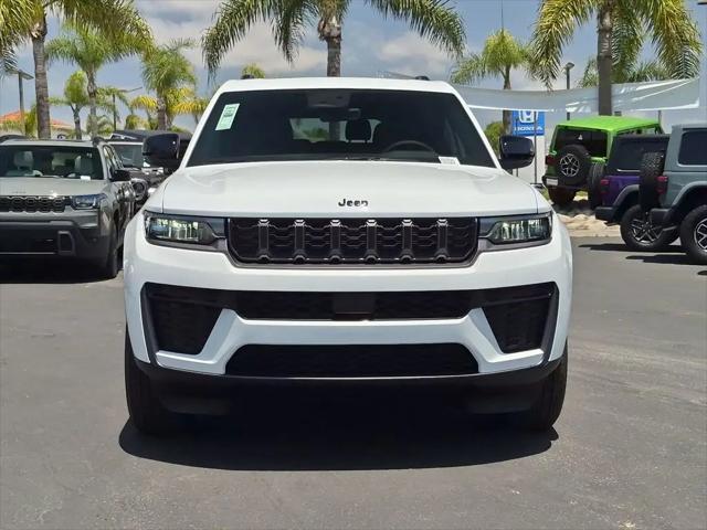 2026 Jeep Grand Cherokee L Altitude 4x2