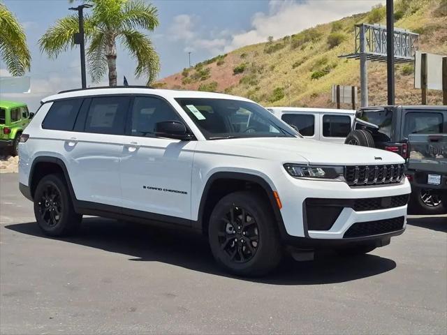 2026 Jeep Grand Cherokee L Altitude 4x2