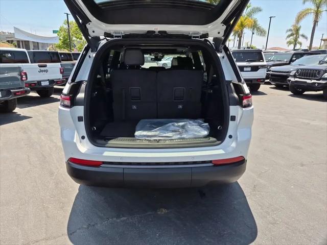 2026 Jeep Grand Cherokee L Altitude 4x2
