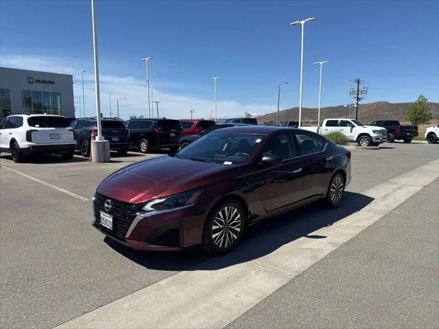 2024 Nissan Altima SV FWD