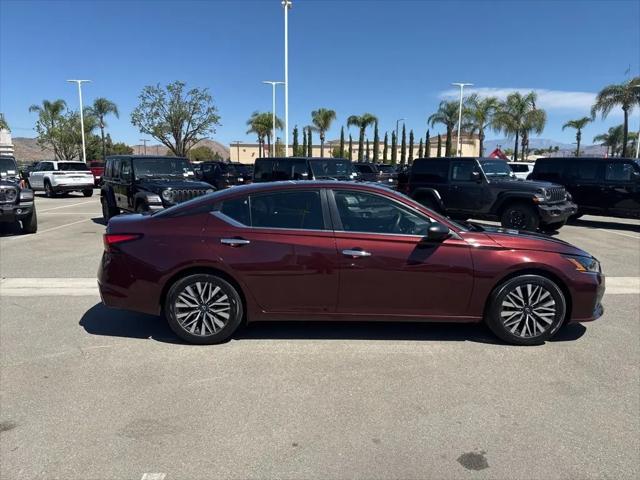 2024 Nissan Altima SV FWD