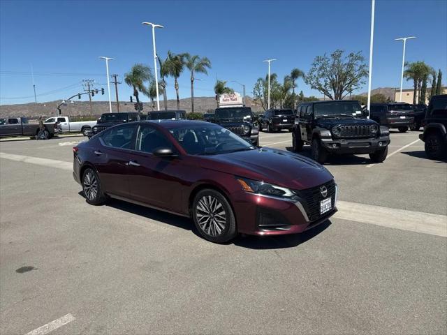 2024 Nissan Altima SV FWD