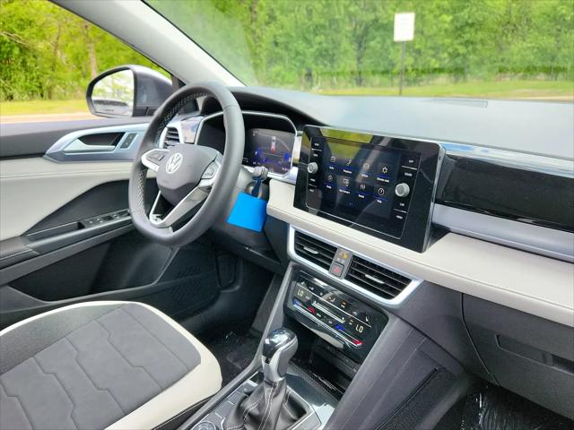 2026 Volkswagen Taos SE
