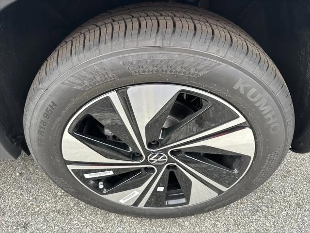 2026 Volkswagen Taos SE