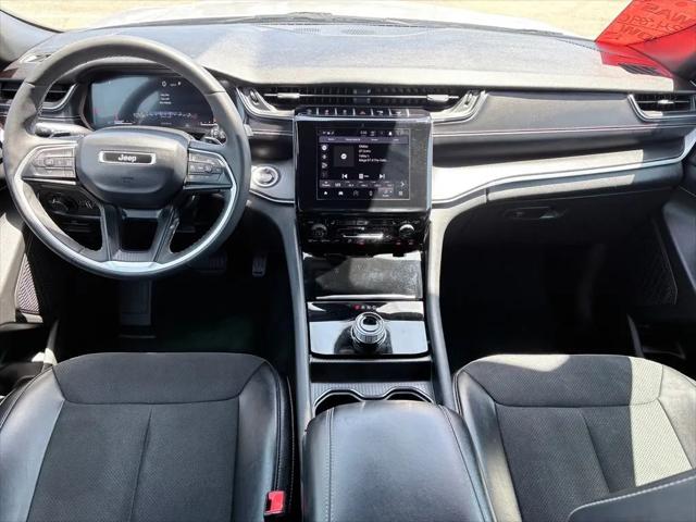 2024 Jeep Grand Cherokee L Altitude 4x4