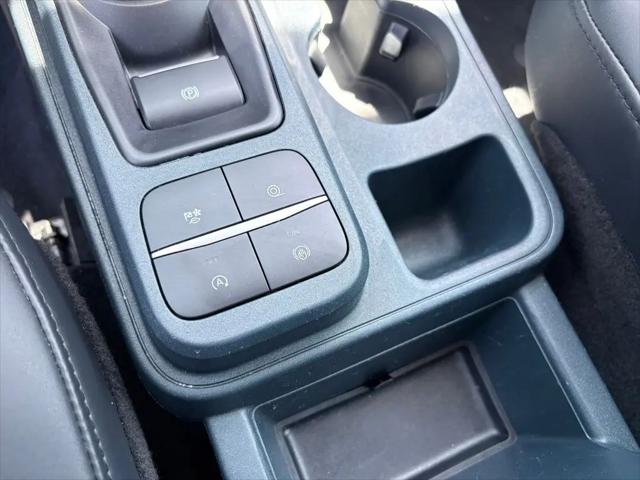 2023 Ford Maverick Lariat
