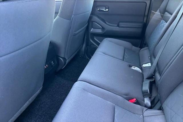 2026 Nissan Frontier Crew Cab SV 4x2