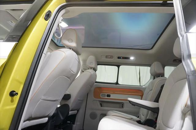 2025 Volkswagen ID. Buzz 1st Edition with 4MOTION