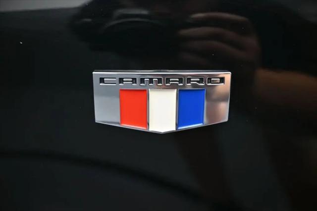 2023 Chevrolet Camaro RWD Coupe 1LT