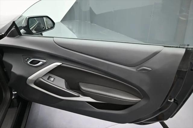 2023 Chevrolet Camaro RWD Coupe 1LT