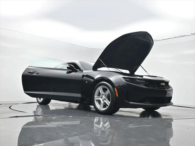 2023 Chevrolet Camaro RWD Coupe 1LT
