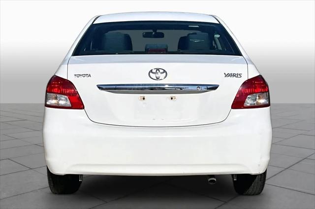 2011 Toyota Yaris Base