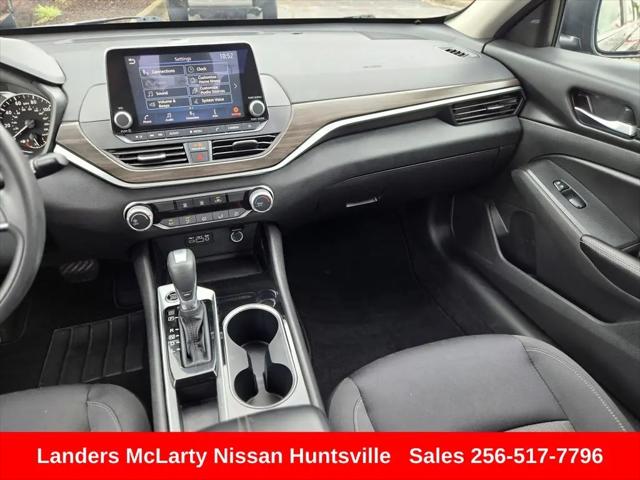 2024 Nissan Altima SV FWD
