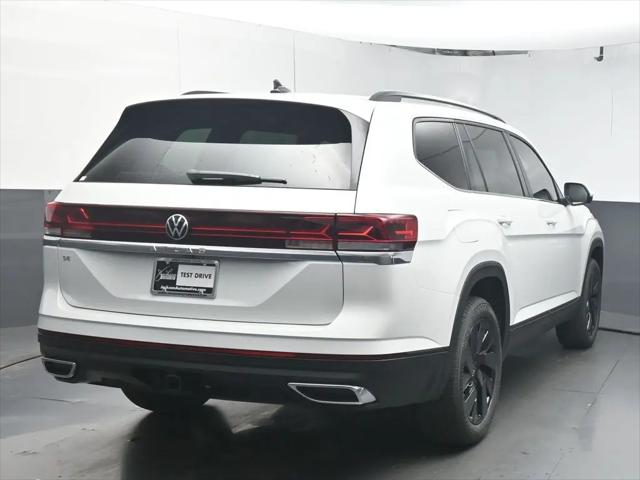 2026 Volkswagen Atlas SE with Technology