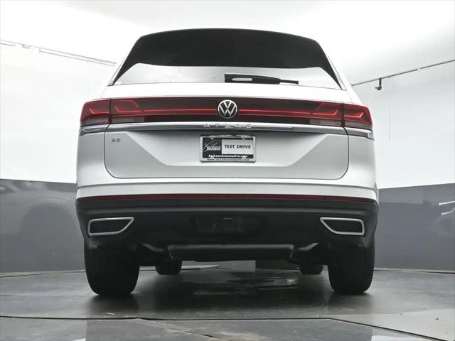 2026 Volkswagen Atlas SE with Technology