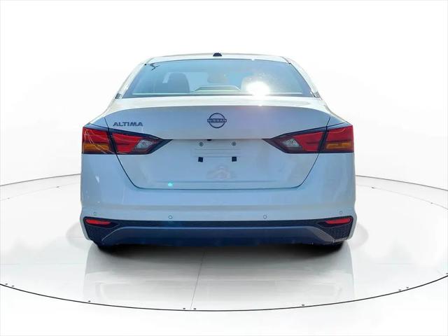 2026 Nissan Altima SV FWD