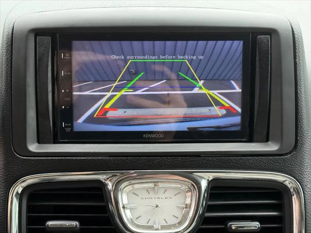 2015 Chrysler Town & Country Touring