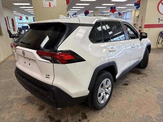 2023 Toyota RAV4 LE