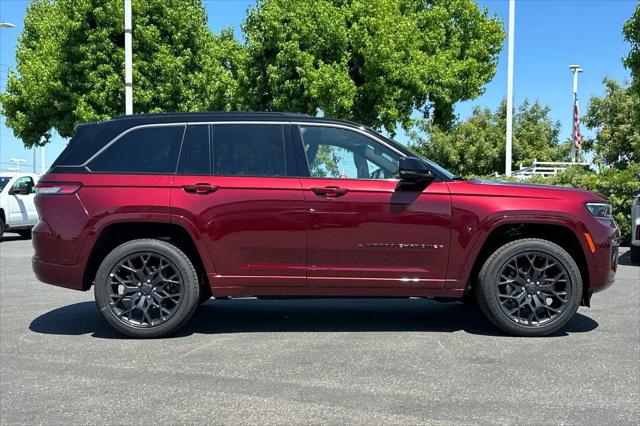 2026 Jeep Grand Cherokee Summit 4x4