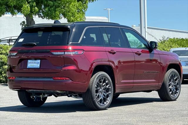 2026 Jeep Grand Cherokee Summit 4x4